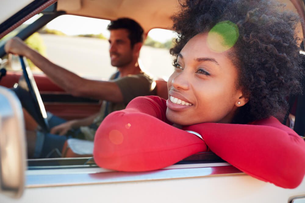 A couple making the drive from Austin to Fredericksburg.